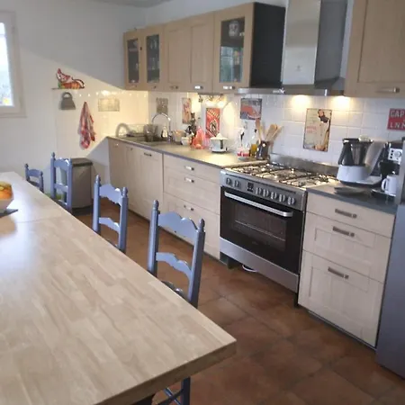 Room In Bb - Breakfast Included Ten Minutes From Lac De La Raviege 2