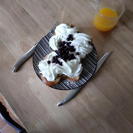 Room In Bb - Breakfast Included Ten Minutes From Lac De La Raviege 2 *